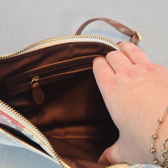 Fiorelli handba Floral Print Crossbody & Shoulder Bag • White Faux Leather Purse - Picture 4 of 8